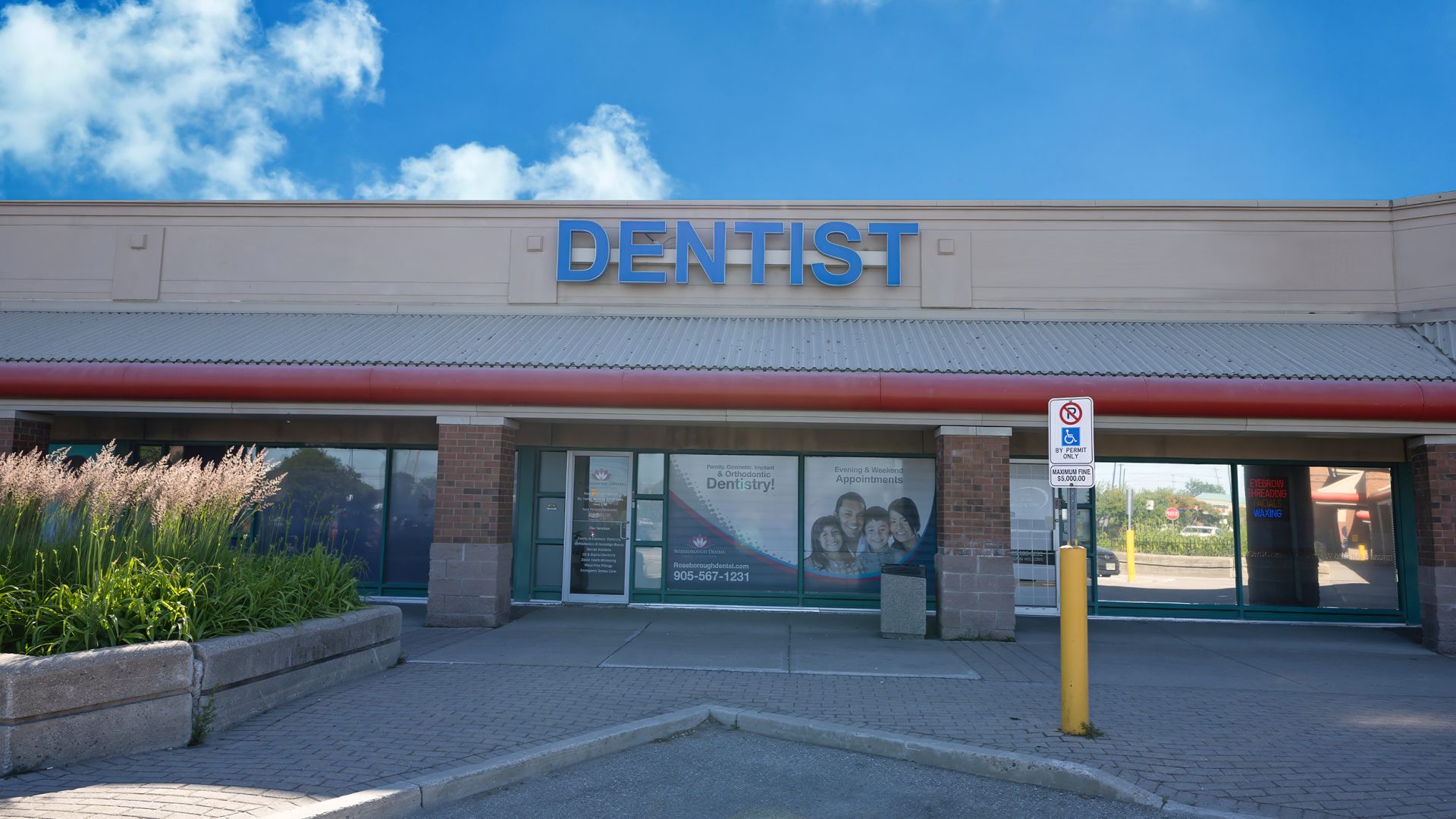 Exterior of Roseborough Dental at Eglinton and Creditview in Mississauga